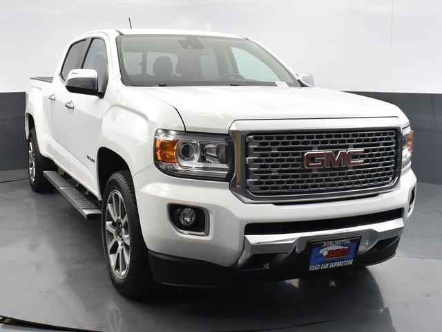 Photo of 2017 White GMC Canyon