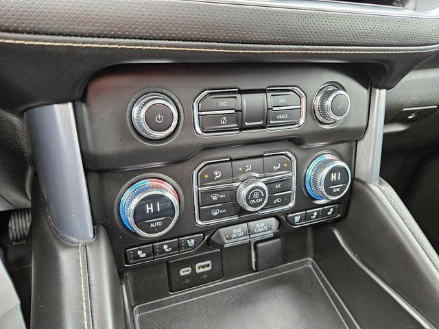 Photo of 2023 Black GMC Yukon
