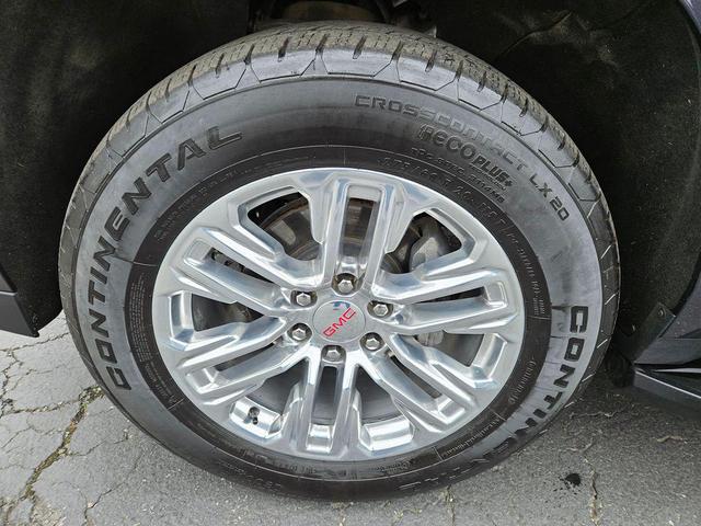 Photo of 2023 Black GMC Yukon