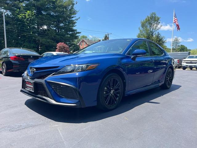 Photo of 2024 BLUE Toyota Camry
