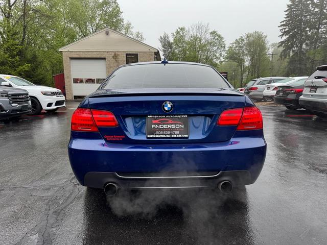 Photo of 2013 BLUE BMW 335