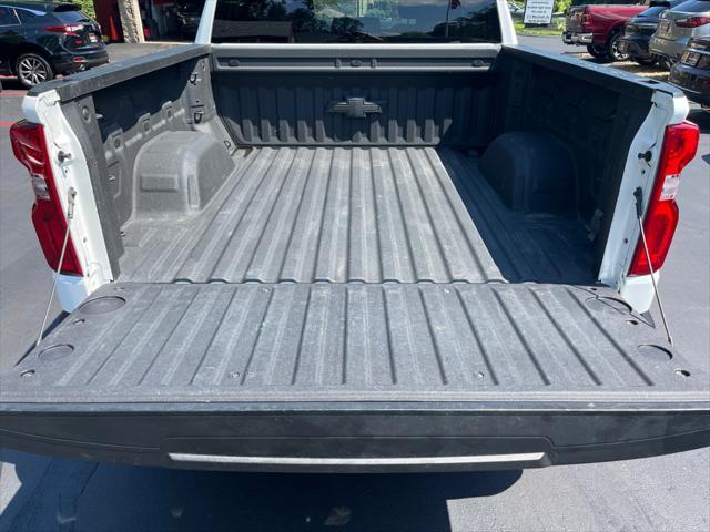 Photo of 2023 WHITE Chevrolet Silverado 1500