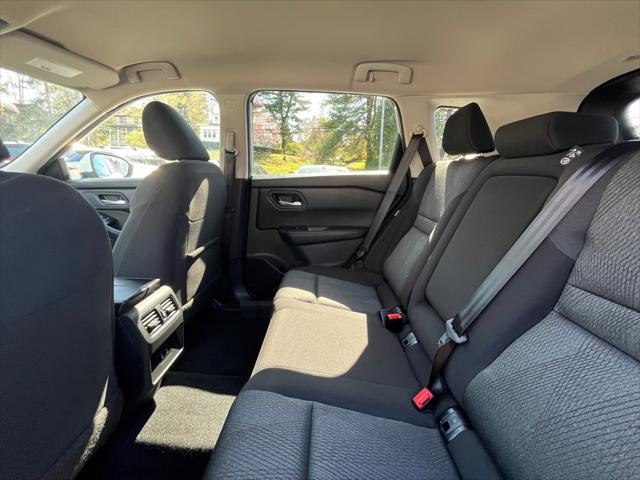 Photo of 2025 SILVER Nissan Rogue