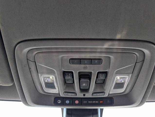 Photo of 2021 Summit White GMC Sierra 3500