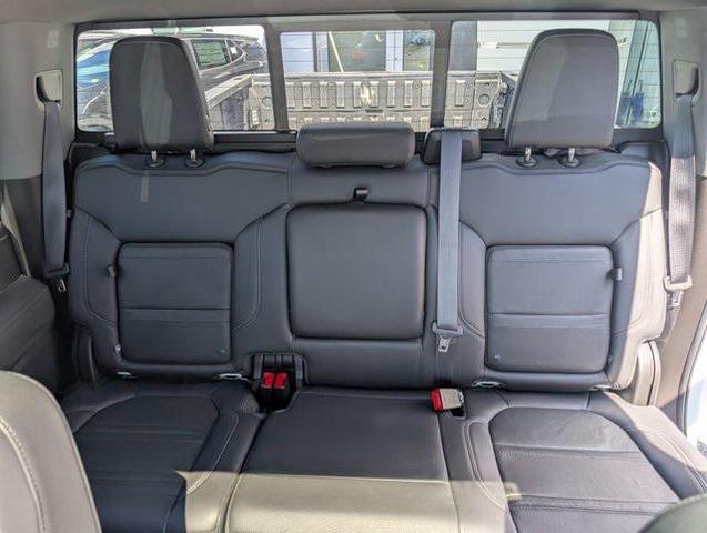 Photo of 2021 Summit White GMC Sierra 3500