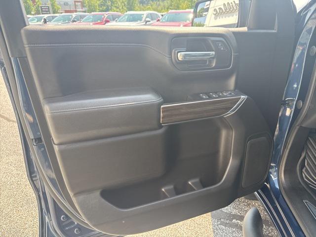 Photo of 2022 Northsky Blue Metallic Chevrolet Silverado 1500