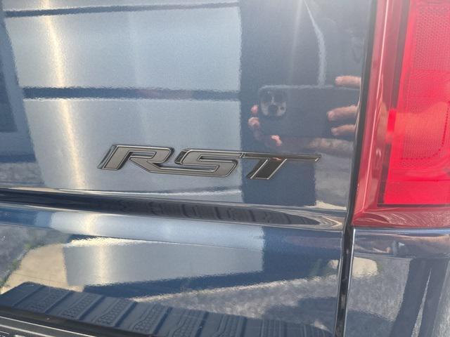 Photo of 2022 Northsky Blue Metallic Chevrolet Silverado 1500