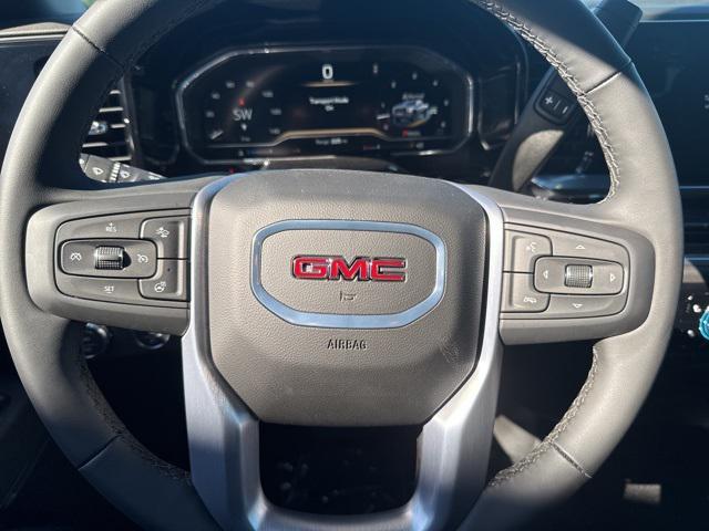 Photo of 2025 Summit White GMC Sierra 3500