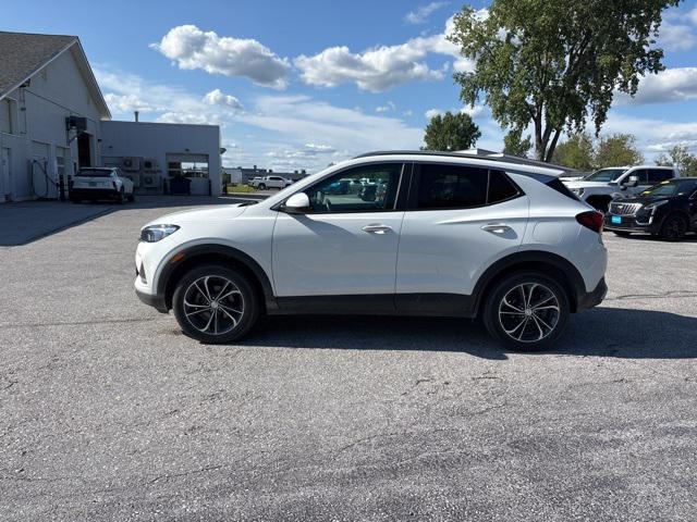 Photo of 2022 Summit White Buick Encore GX