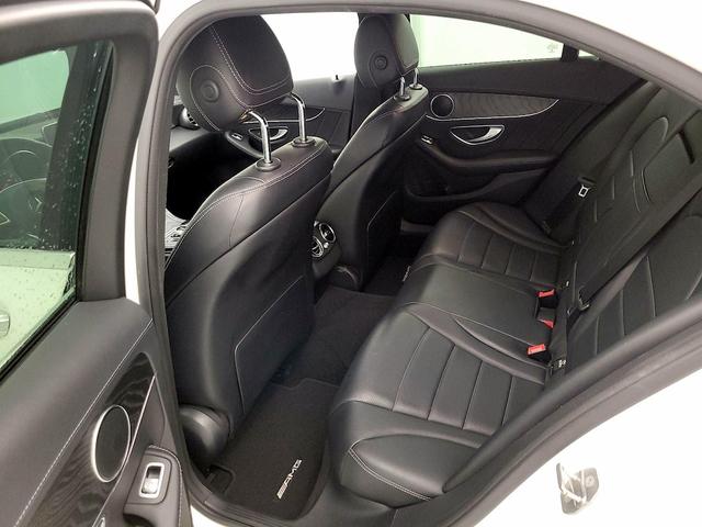 Photo of 2016 White Mercedes-Benz C-Class