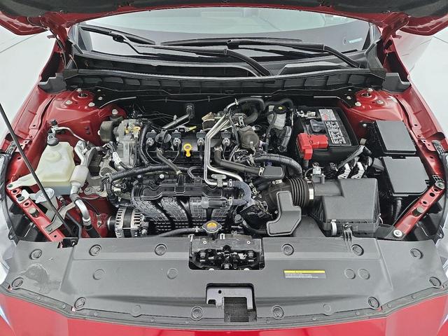 Photo of 2022 Red Nissan Altima
