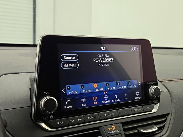 Photo of 2022 Red Nissan Altima