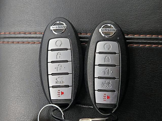 Photo of 2022 Red Nissan Altima