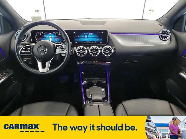 Photo of 2021 White Mercedes-Benz GLA 250