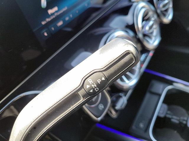 Photo of 2021 White Mercedes-Benz GLA 250