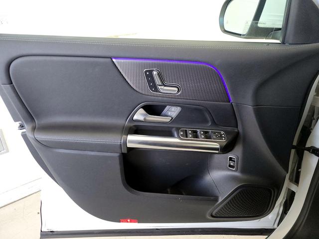 Photo of 2021 White Mercedes-Benz GLA 250
