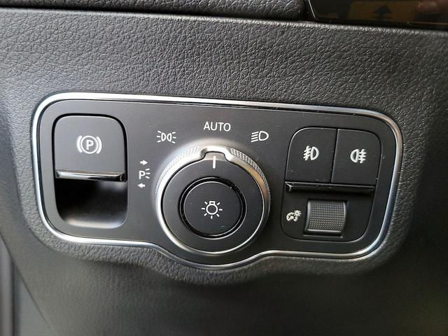 Photo of 2021 White Mercedes-Benz GLA 250