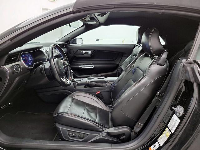 Photo of 2020 Black Ford Mustang