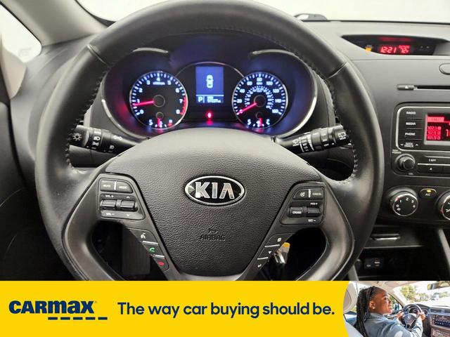 Photo of 2015 Black Kia Forte