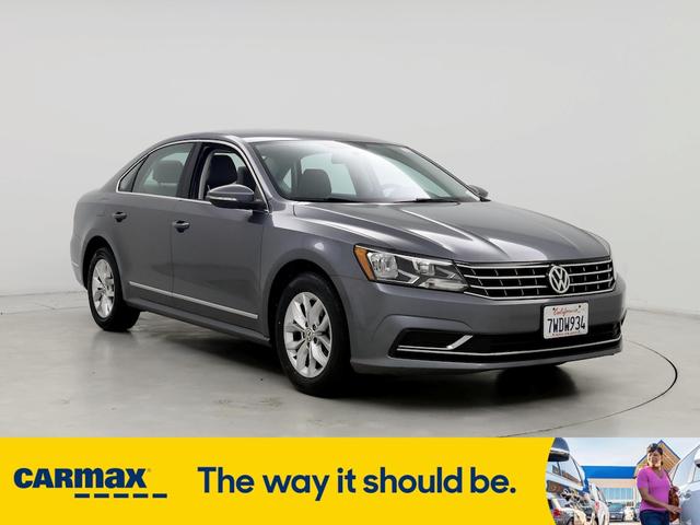 2017 Volkswagen Passat