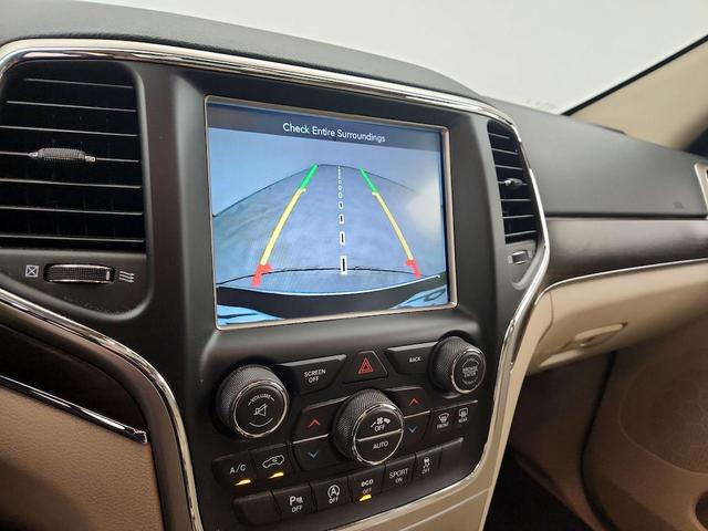 Photo of 2016 Black Jeep Grand Cherokee