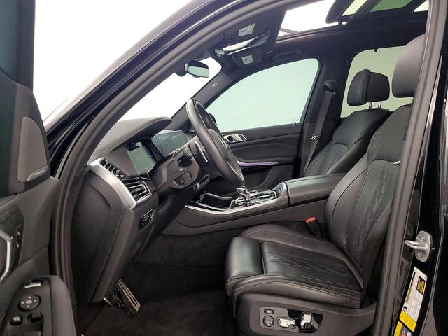 Photo of 2023 Black BMW X5 PHEV