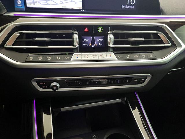 Photo of 2023 Black BMW X5 PHEV