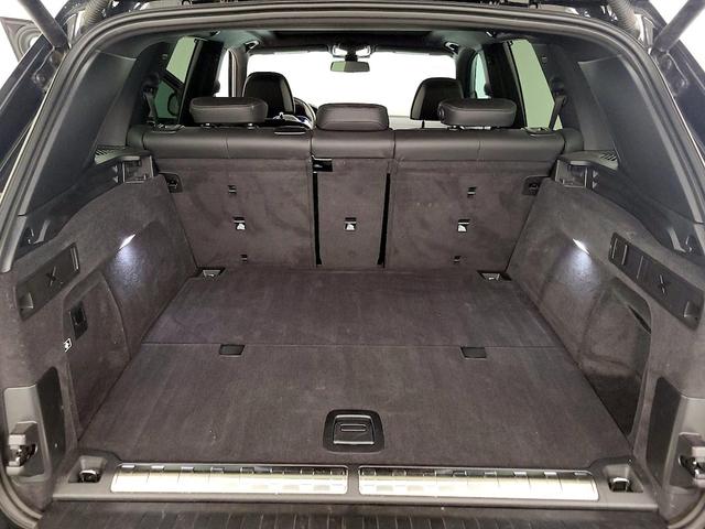 Photo of 2023 Black BMW X5 PHEV