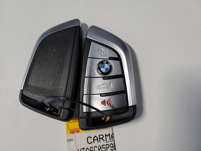 Photo of 2023 Black BMW X5 PHEV