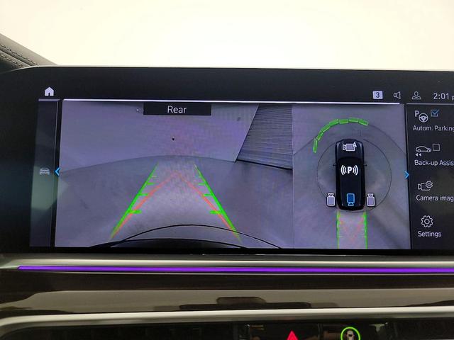 Photo of 2023 Black BMW X5 PHEV