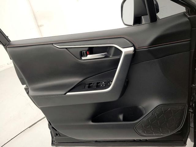 Photo of 2019 Black Toyota RAV4