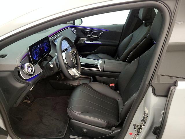 Photo of 2024 Gray Mercedes-Benz EQE 350