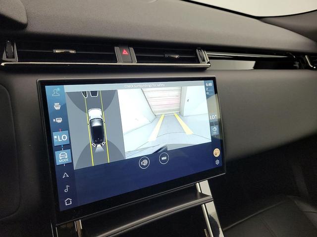 Photo of 2024 Black Land Rover Range Rover Velar