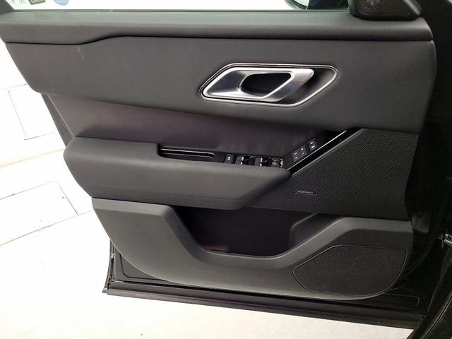 Photo of 2024 Black Land Rover Range Rover Velar