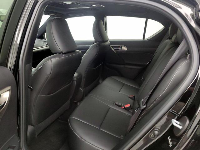 Photo of 2014 Black Lexus CT 200h