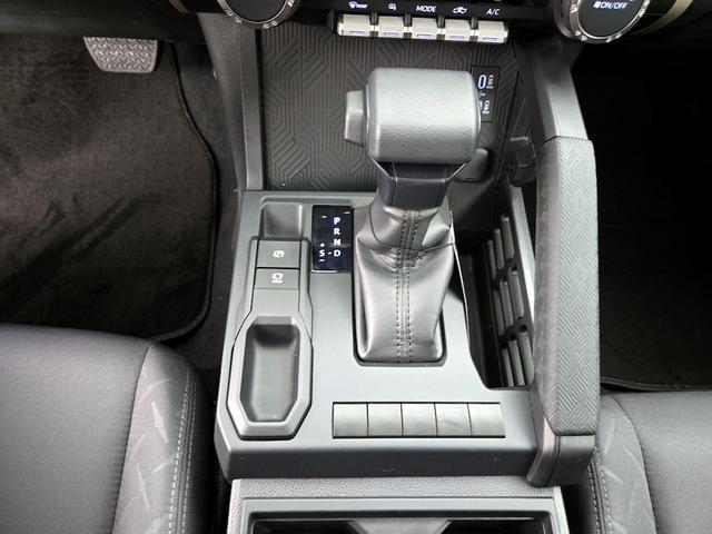 Photo of 2025 Gray Toyota Tacoma
