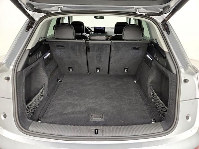 Photo of 2023 Silver Audi Q5