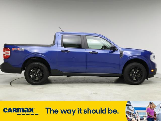Photo of 2024 Blue Ford Maverick
