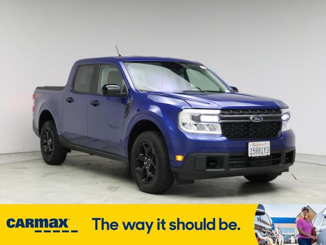Photo of 2024 Blue Ford Maverick