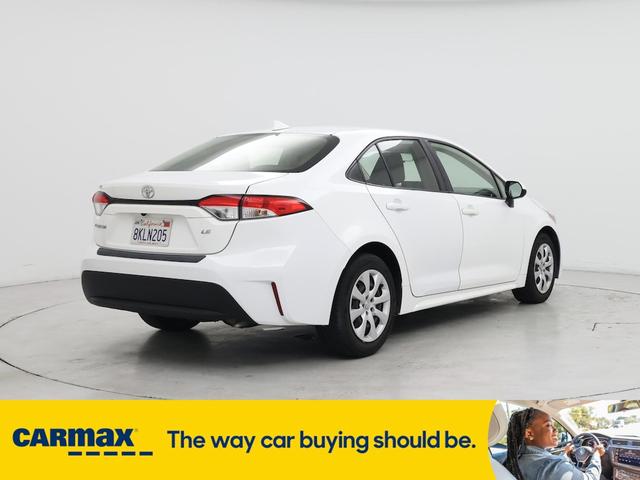 Photo of 2020 White Toyota Corolla