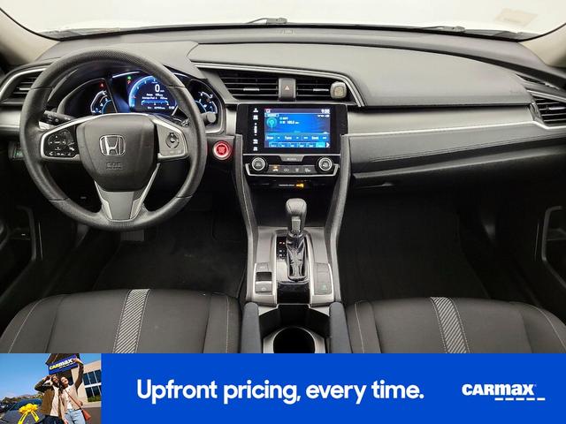 Photo of 2018 White Honda Civic