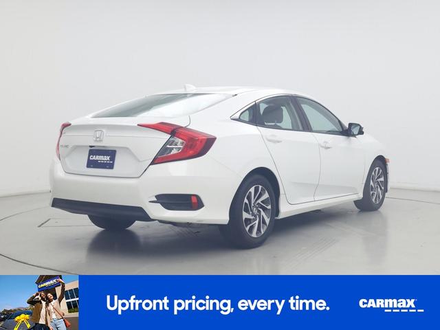 Photo of 2018 White Honda Civic