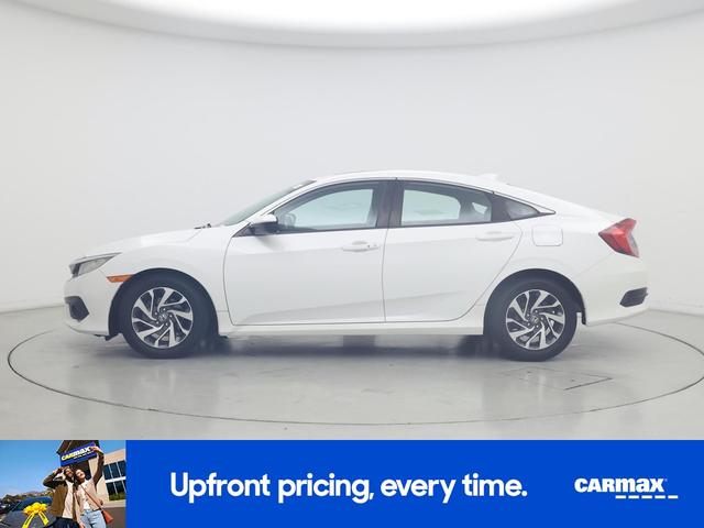 Photo of 2018 White Honda Civic