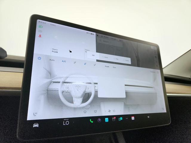 Photo of 2021 Gray Tesla Model 3