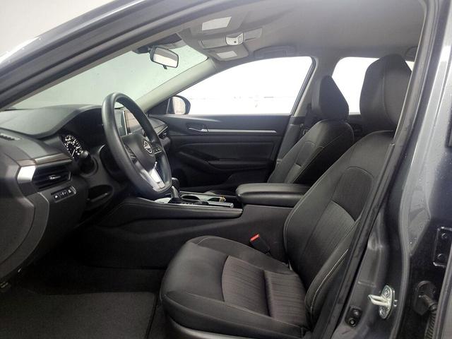 Photo of 2023 Gray Nissan Altima