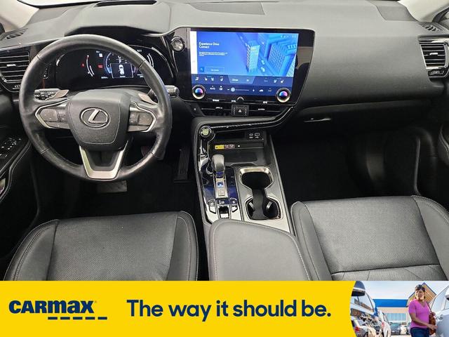 Photo of 2022 Orange Lexus NX 350