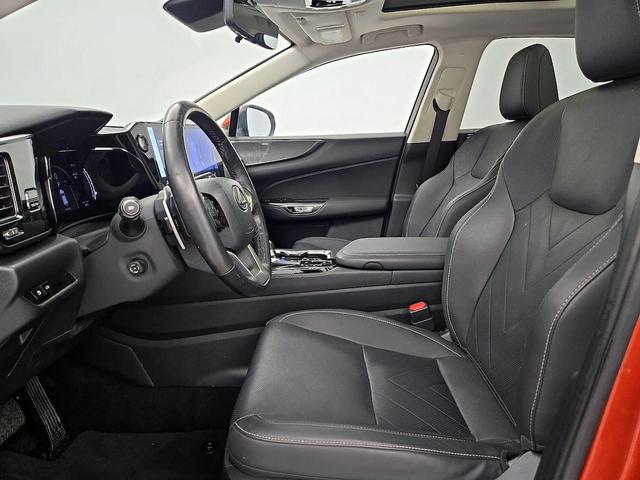 Photo of 2022 Orange Lexus NX 350