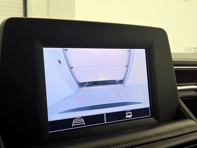 Photo of 2022 White Chevrolet Tahoe