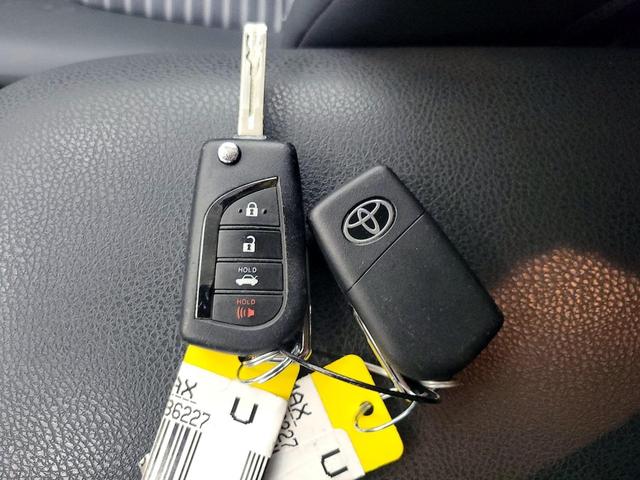 Photo of 2024 White Toyota Camry