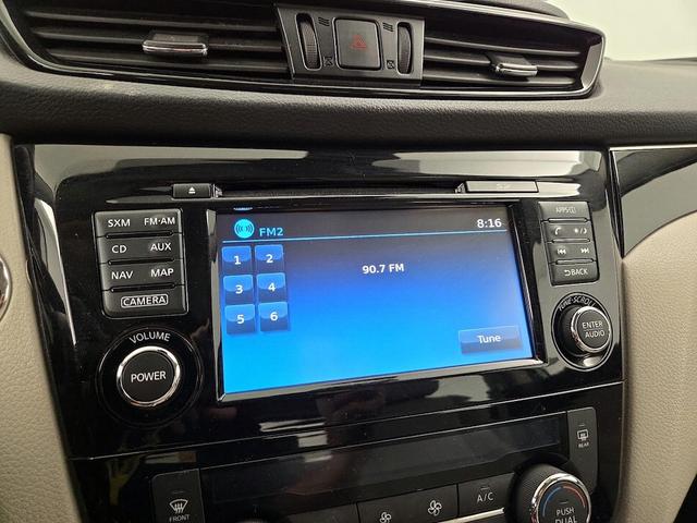 Photo of 2017 Pearl Nissan Rogue Sport